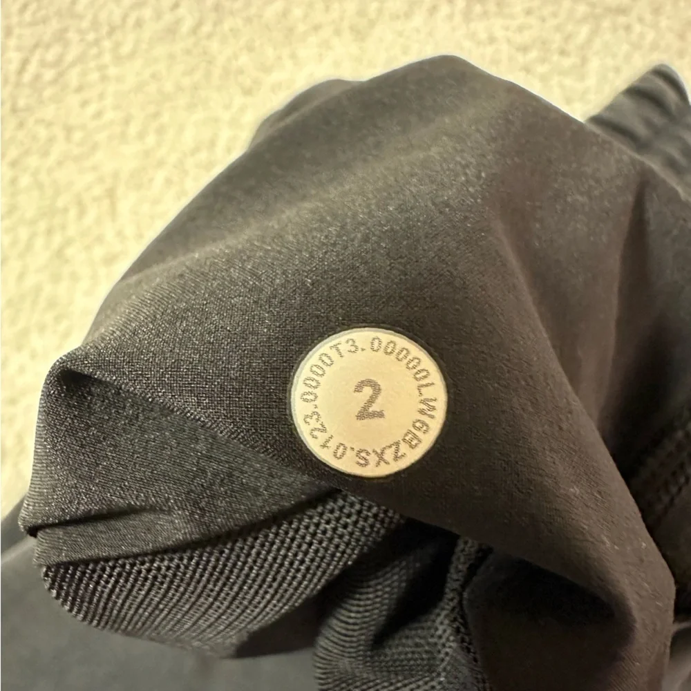 Lululemon Softstreme High-Rise Straight Leg Crop Pants Black Athleisure Yoga